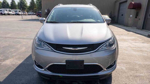 2020 Chrysler Pacifica Touring L