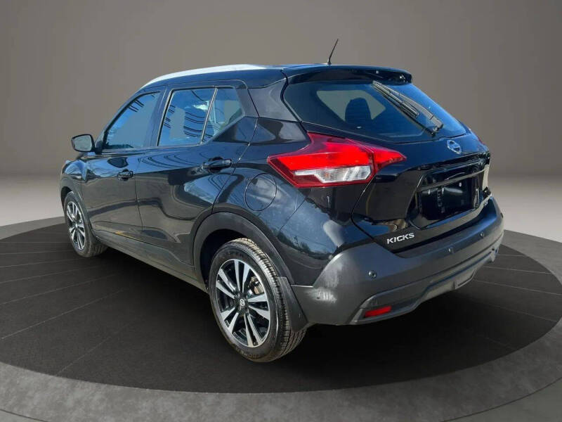 2020 Nissan Kicks SV