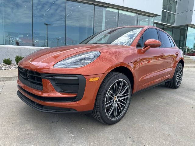 2025 Porsche Macan