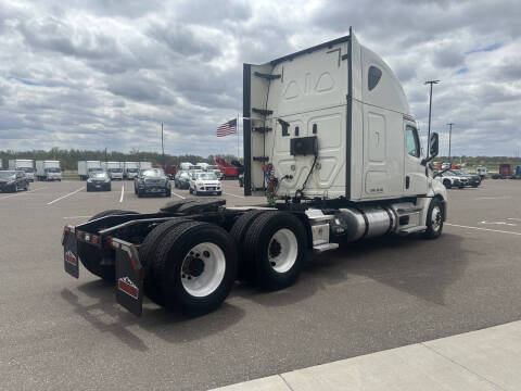 2020 Freightliner Cascadia