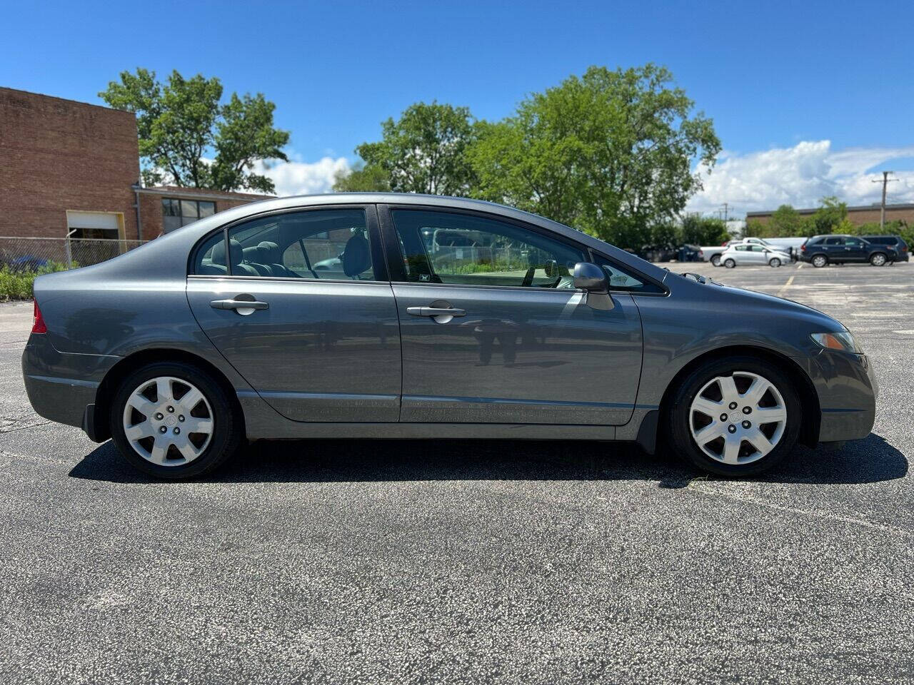 2009 Honda Civic for sale at Ideal Cars LLC in Skokie, IL