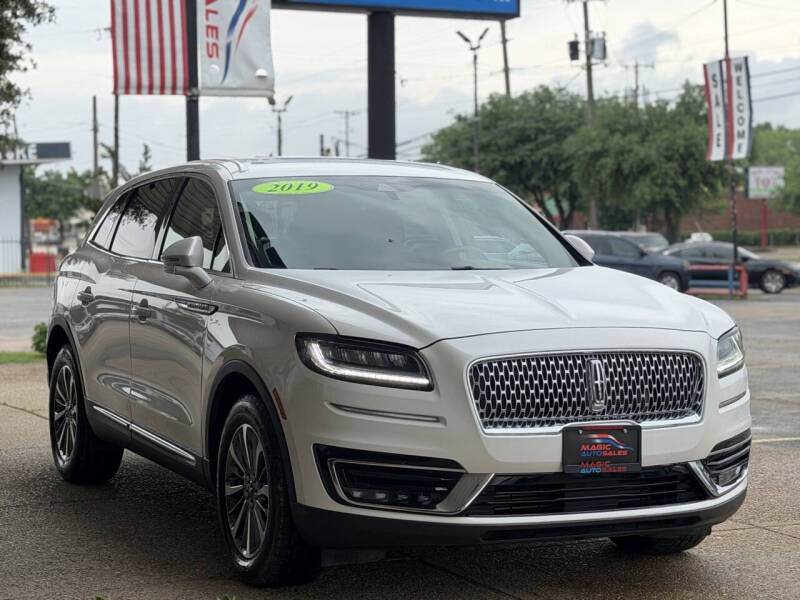 2019 Lincoln Nautilus Select
