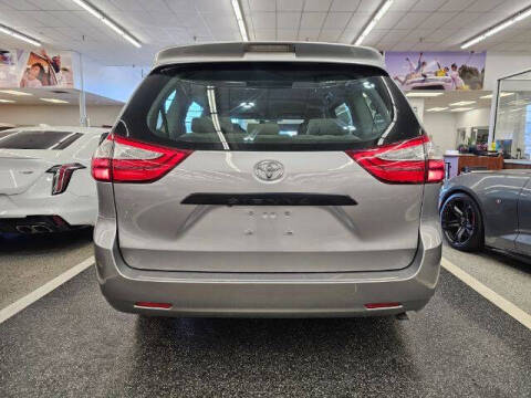 2015 Toyota Sienna L 7-Passenger