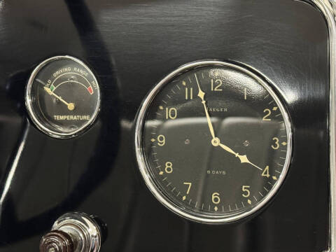 1932 Packard Deluxe 8