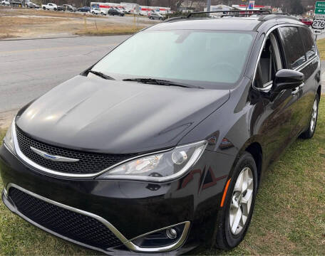 2020 Chrysler Pacifica Touring