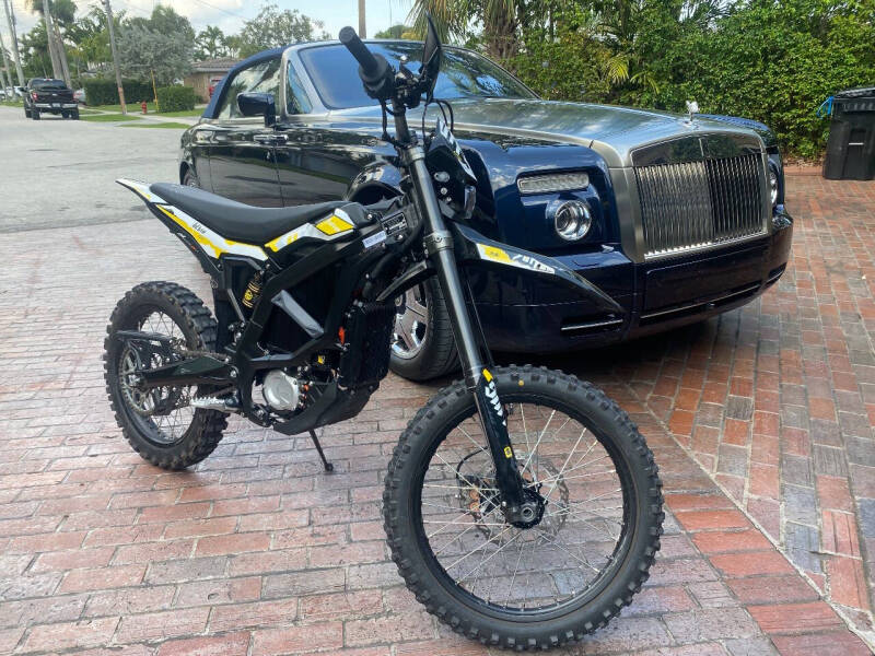 2024 SurRon Ultra bee