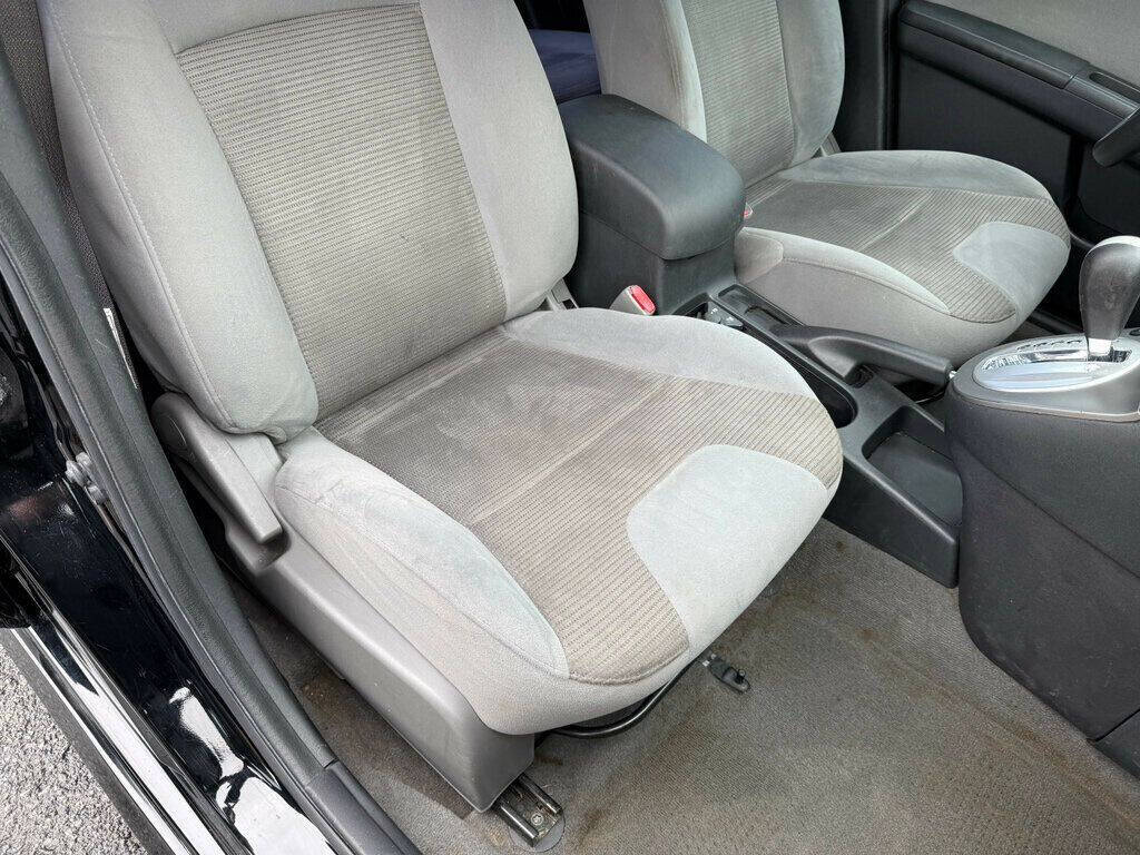 2010 Nissan Sentra 41