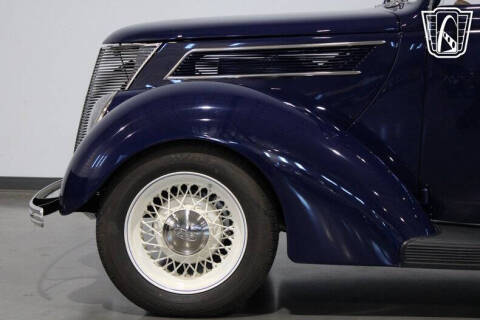 1937 Ford Phaeton