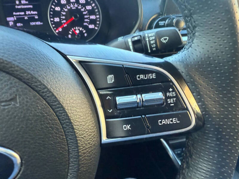 2020 Kia Forte GT Line