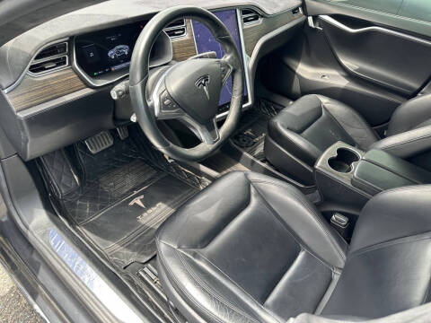 2015 Tesla Model S 85D