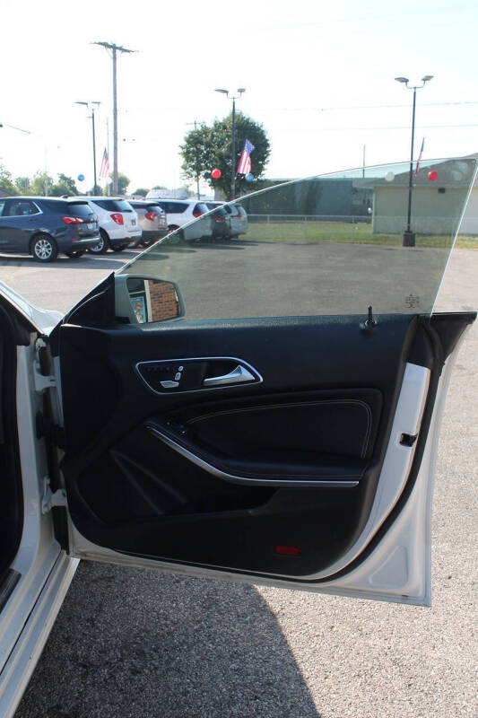 2018 Mercedes-Benz CLA CLA 250 4MATIC