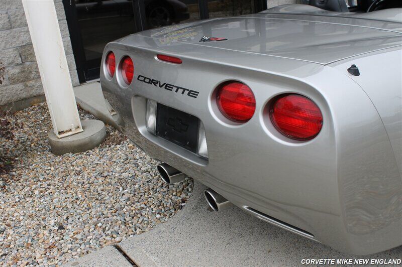 2000 Chevrolet Corvette 21