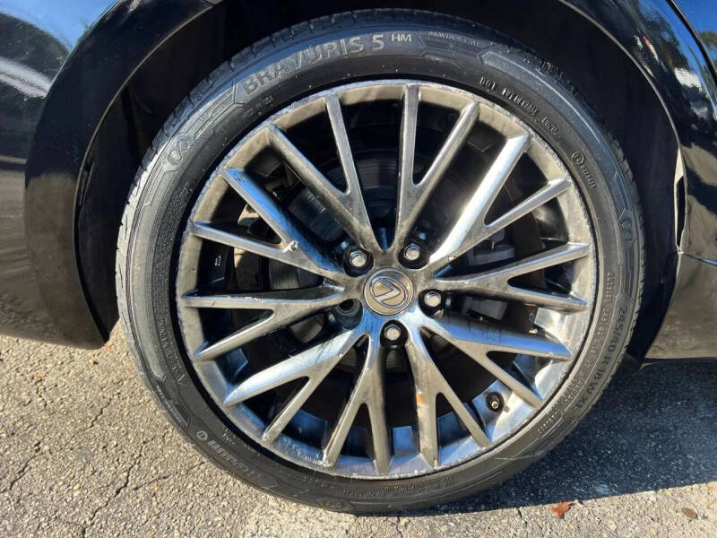 2017 Lexus IS 200t