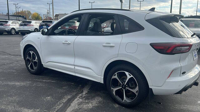 2023 Ford Escape ST-Line Select