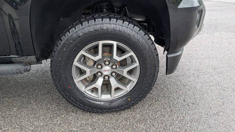 2017 GMC Canyon SLE