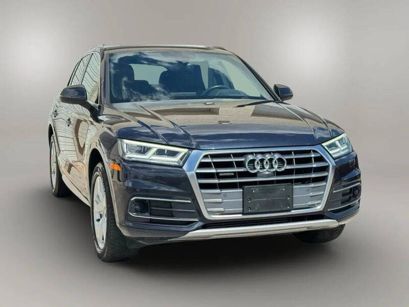 2019 Audi Q5 quattro Prestige 45 TFSI