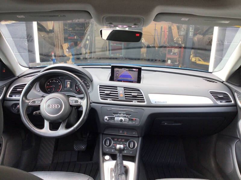 2016 Audi Q3 2.0T quattro Premium Plus