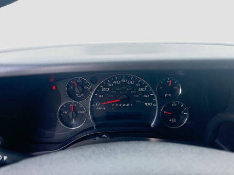 2025 Chevrolet Express 2500