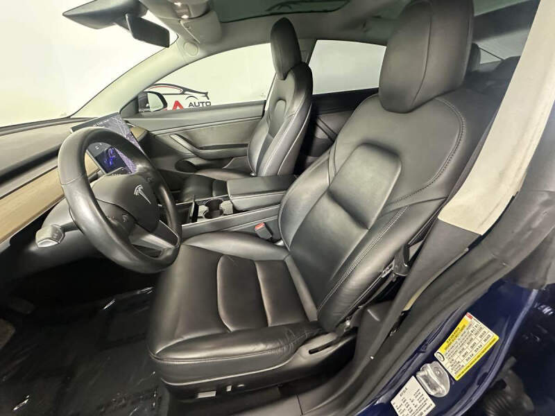 2019 Tesla Model 3 Standard Range Plus