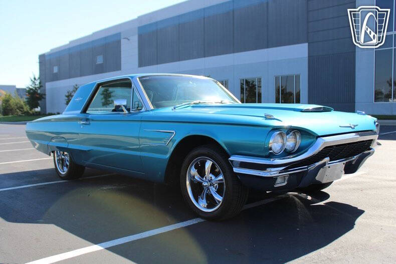 1965 Ford Thunderbird