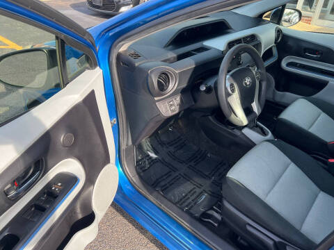 2012 Toyota Prius c Three