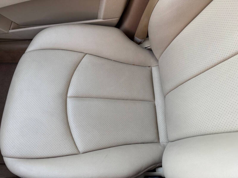 2009 Mercedes-Benz E-Class E 320 BlueTEC