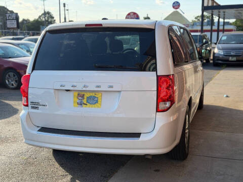 2016 Dodge Grand Caravan SE