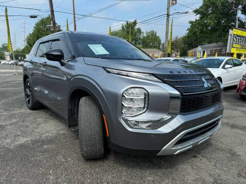 2022 Mitsubishi Outlander SE