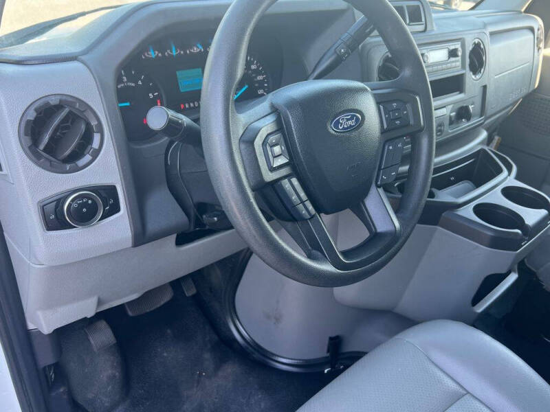 2024 Ford E-Series