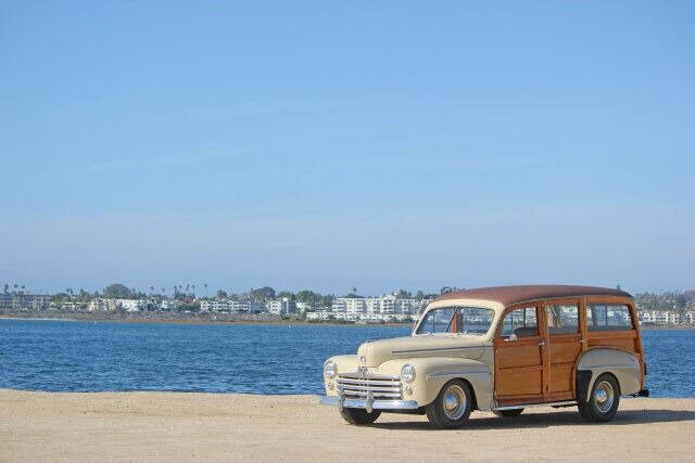 1948 Ford Super Deluxe
