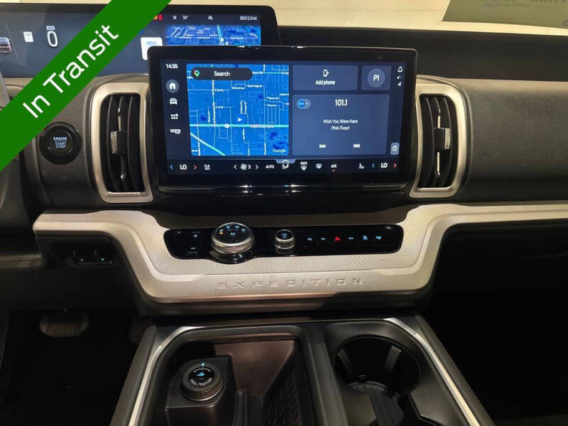 2025 Ford Expedition Active