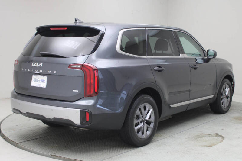2023 Kia Telluride LX
