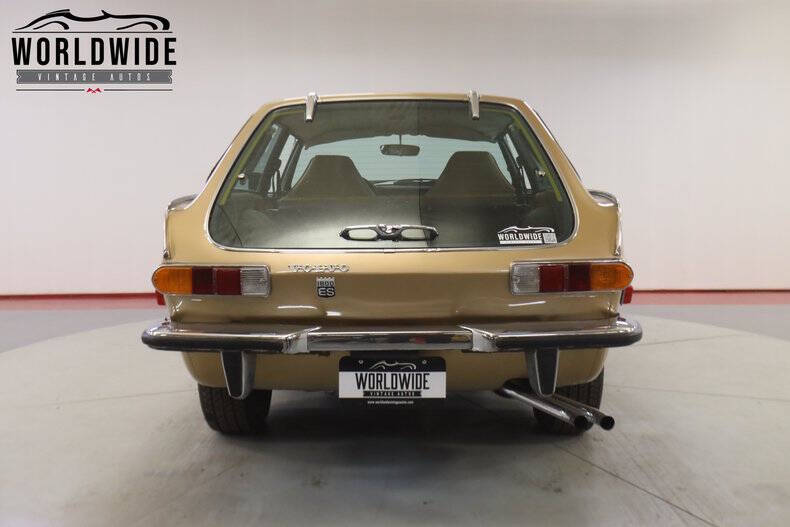 1972 Volvo P1800