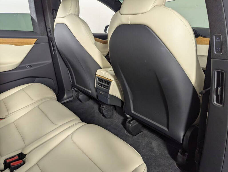 2020 Tesla Model X Long Range