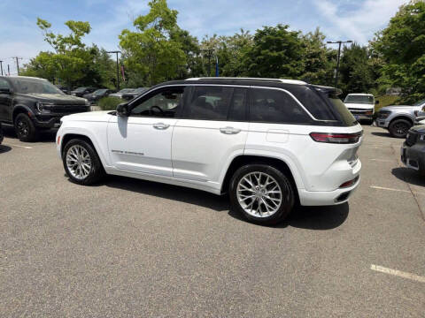 2024 Jeep Grand Cherokee Summit