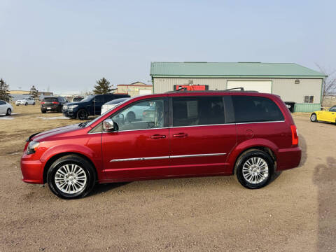 2013 Chrysler Town and Country for sale at Car Connection in Tea SD
