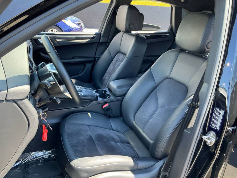 2018 Porsche Macan
