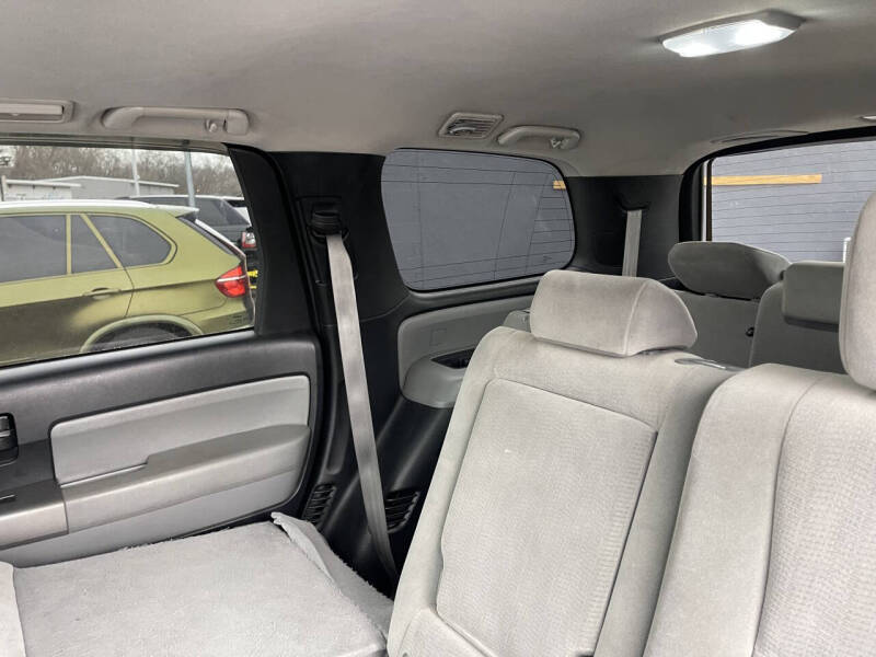 2012 Toyota Sequoia SR5