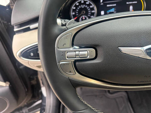 2023 Genesis GV70 2.5T Standard