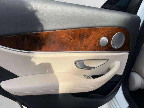 2017 Mercedes-Benz E-Class E 300 4MATIC