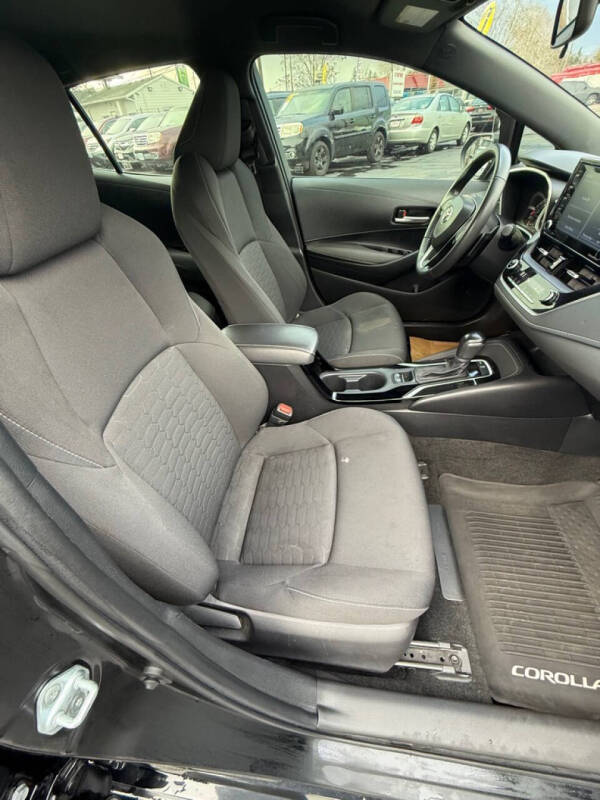 2022 Toyota Corolla Hatchback SE