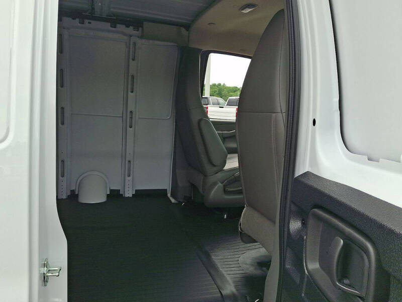 2026 GMC Savana 3500