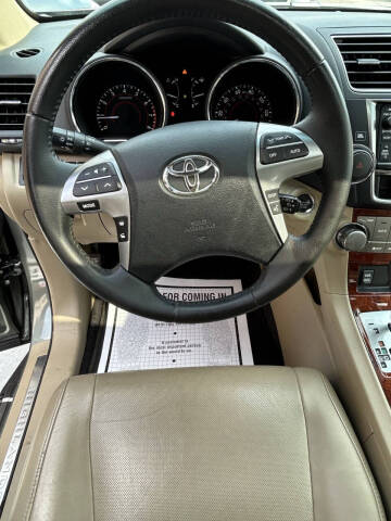 2013 Toyota Highlander Limited