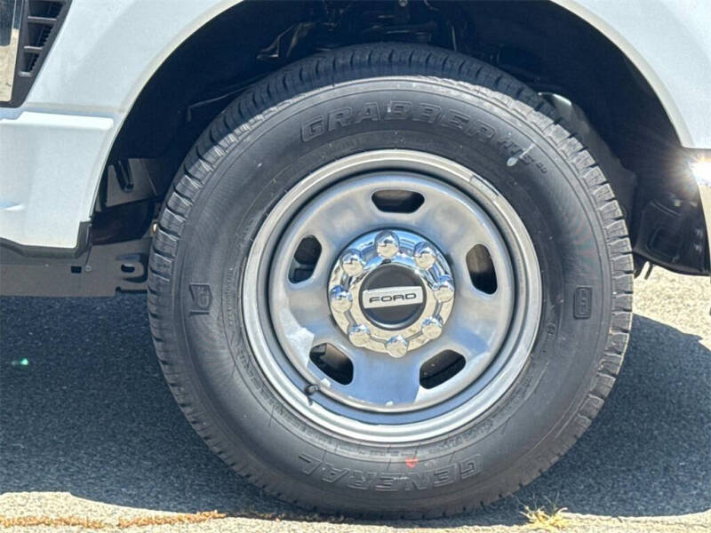 2025 Ford F-350 Super Duty XL