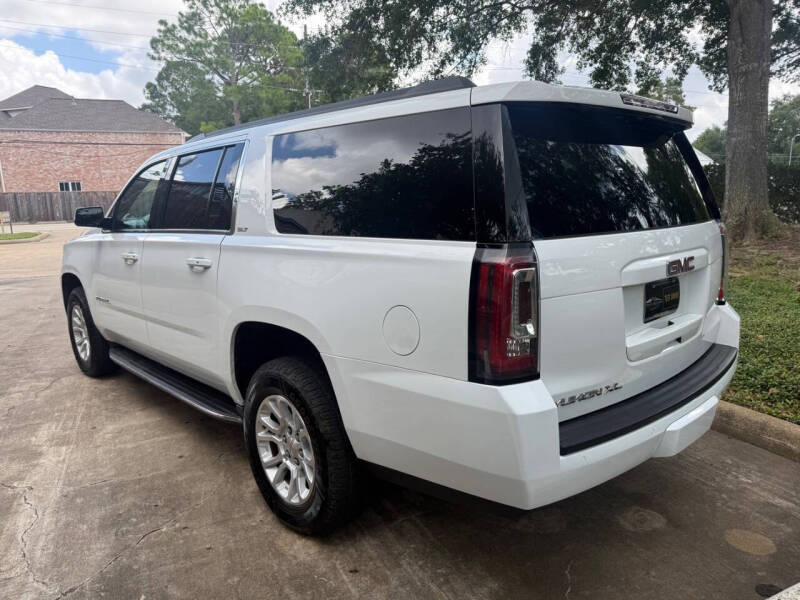 2019 GMC Yukon XL SLT