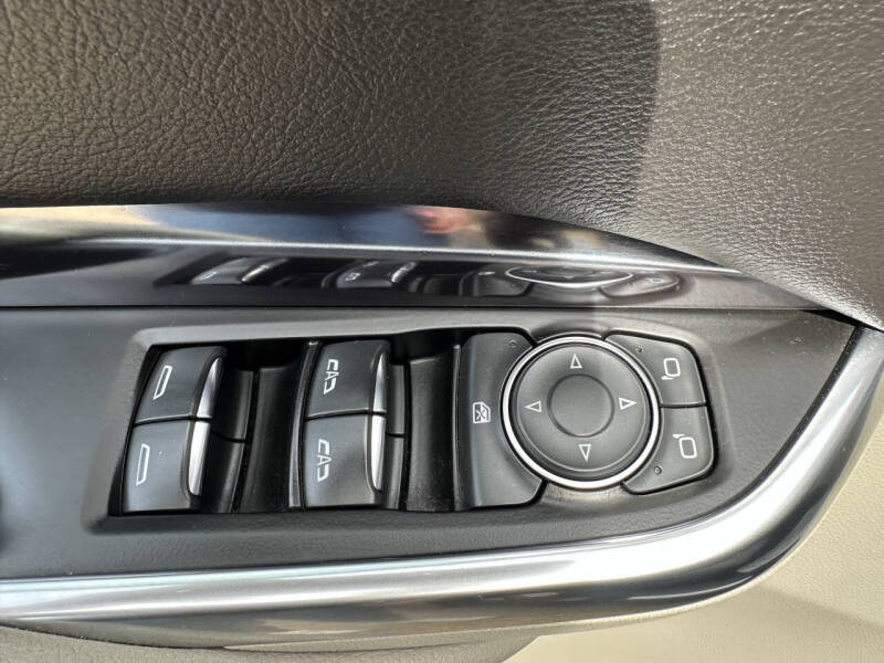 2019 Cadillac XT4 Luxury