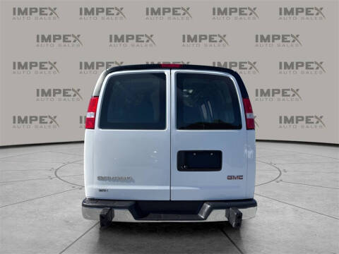 2023 GMC Savana 2500