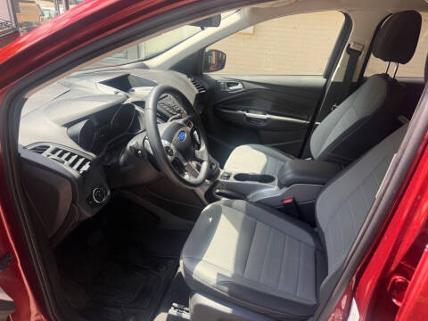 2016 Ford Escape SE