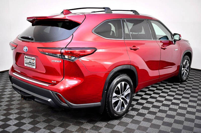 2020 Toyota Highlander Hybrid XLE