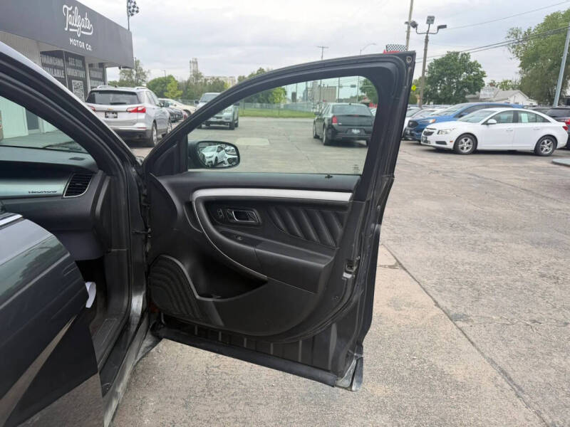 2018 Ford Taurus SEL